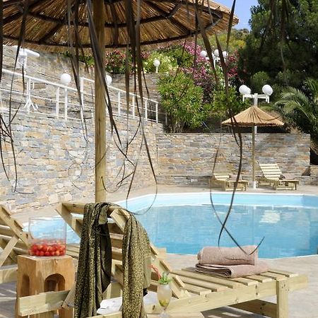 Kymothoi Rooms & Pool Bar Gavrio Exterior photo
