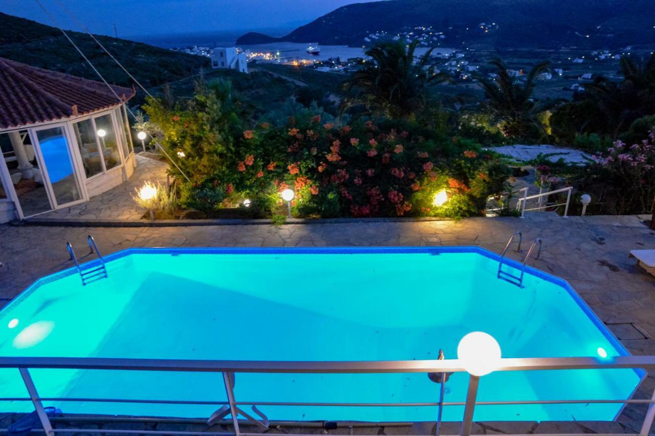 Kymothoi Rooms & Pool Bar Gavrio Exterior photo
