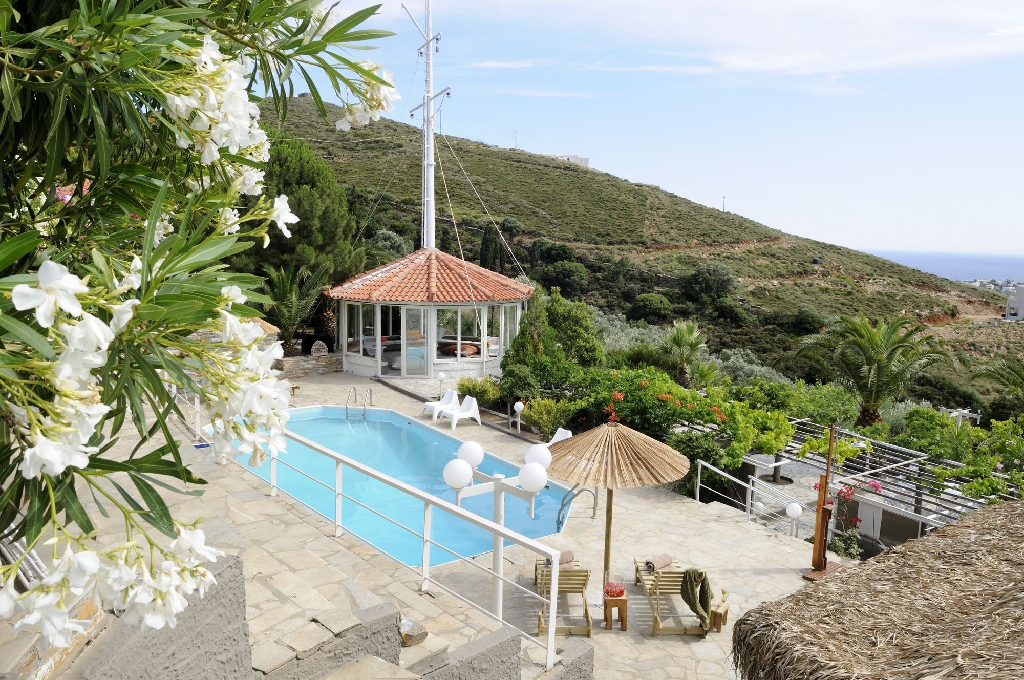 Kymothoi Rooms & Pool Bar Gavrio Exterior photo