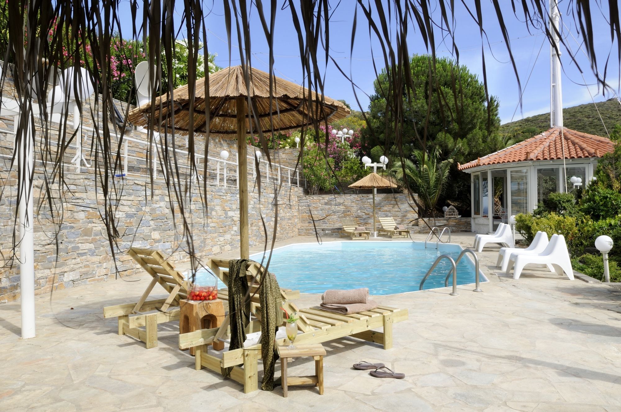 Kymothoi Rooms & Pool Bar Gavrio Exterior photo